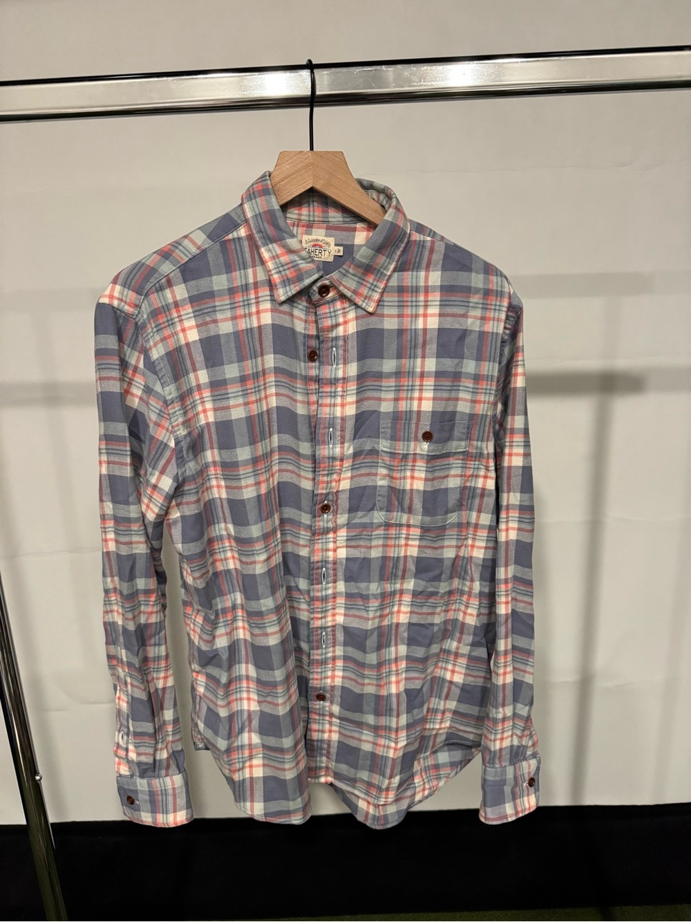 Faherty Men's Light Blue, White & Pink Plaid Button-Down Shirt